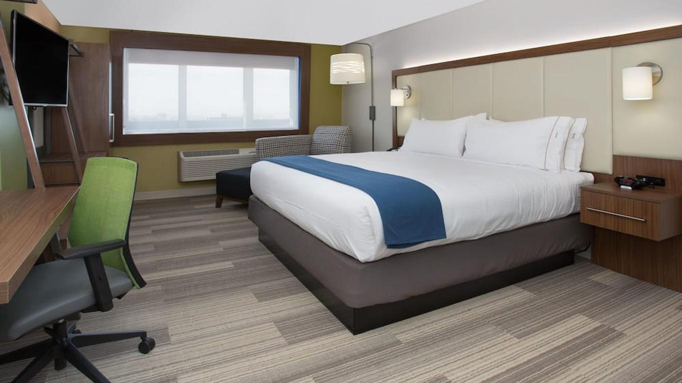 Holiday Inn Express & Suites Decatur