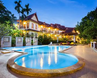 فوانالي ريزورت - Mu Si - حوض السباحة