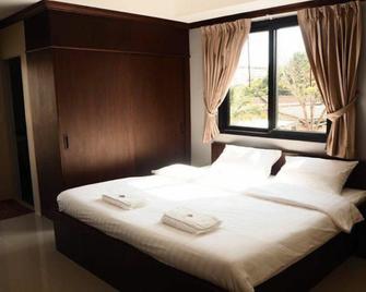 The Glasshouse Place - Trang - Bedroom