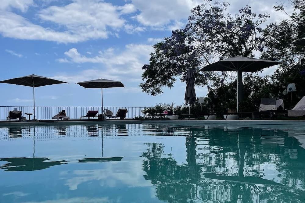 Talè Restaurant & Suite