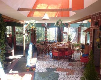 Cabañas Lago Titicaca Villa Amparito - Huatajata Island - Restaurant