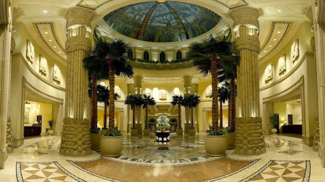 ذا بلاس أوف ذا لوست سيتي آت صان ستي ريزورت