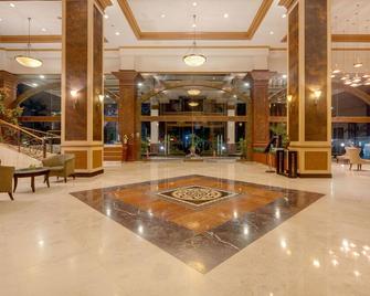 Hotel Pangeran - Pekanbaru - Lobby
