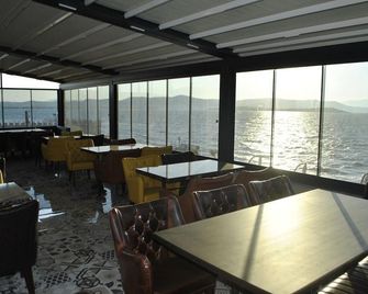 The Klazomenai Marine Hotel - Yelki - Restaurant
