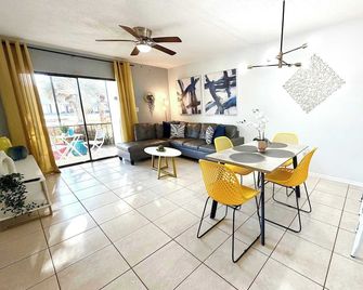 Oasis 119 - Kennedy Space - Titusville
