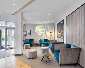 H+ Hotel Köln Hürth - Hürth - Sala de estar