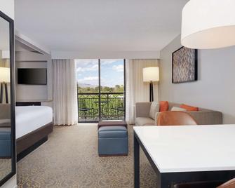 Embassy Suites by Hilton Tucson East - Tucson - Living room