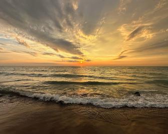 Illinois Beach Hotel - Zion - Strand