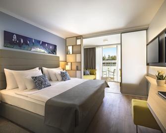 Valamar Parentino Hotel - פורץ' - חדר שינה