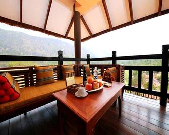 The Hotel-Kalaw Hill Lodge - Kalaw - Balcony