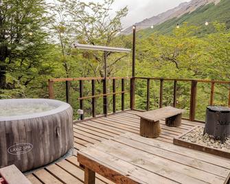 Charming Cabin in the Woods with Jacuzzi and Movie Theater - Ushuaia - Balcony