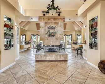 Bahia Vista 361- Club Bahia - St. Petersburg - Lobi