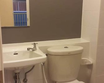 Soi44 Rama2 Room For Rent - Bangkok - Banyo