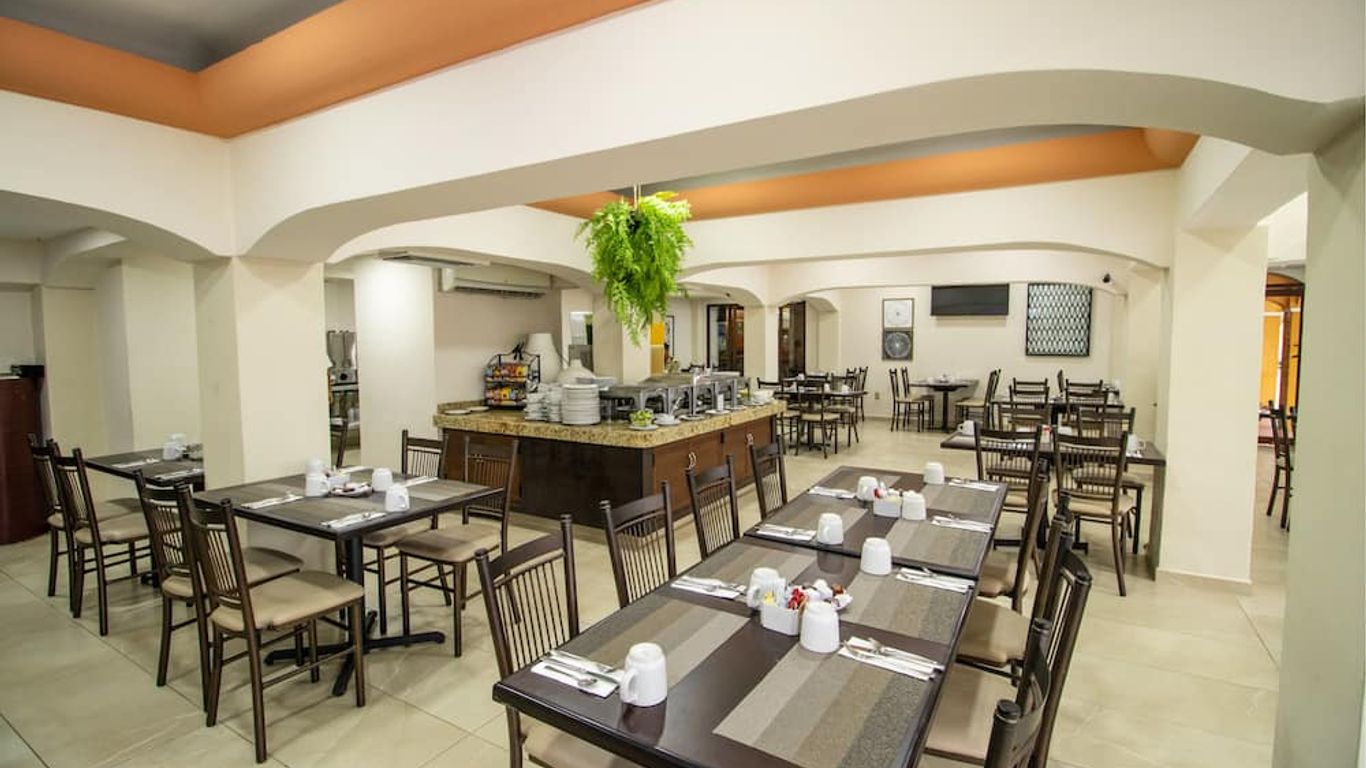 Howard Johnson by Wyndham Veracruz