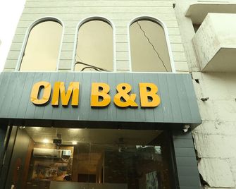 Om B & B Heritage Walk - Amritsar - Building