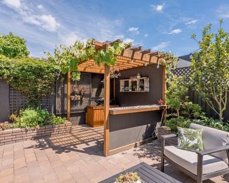 The Garden Haven in Fendalton - Christchurch - Patio