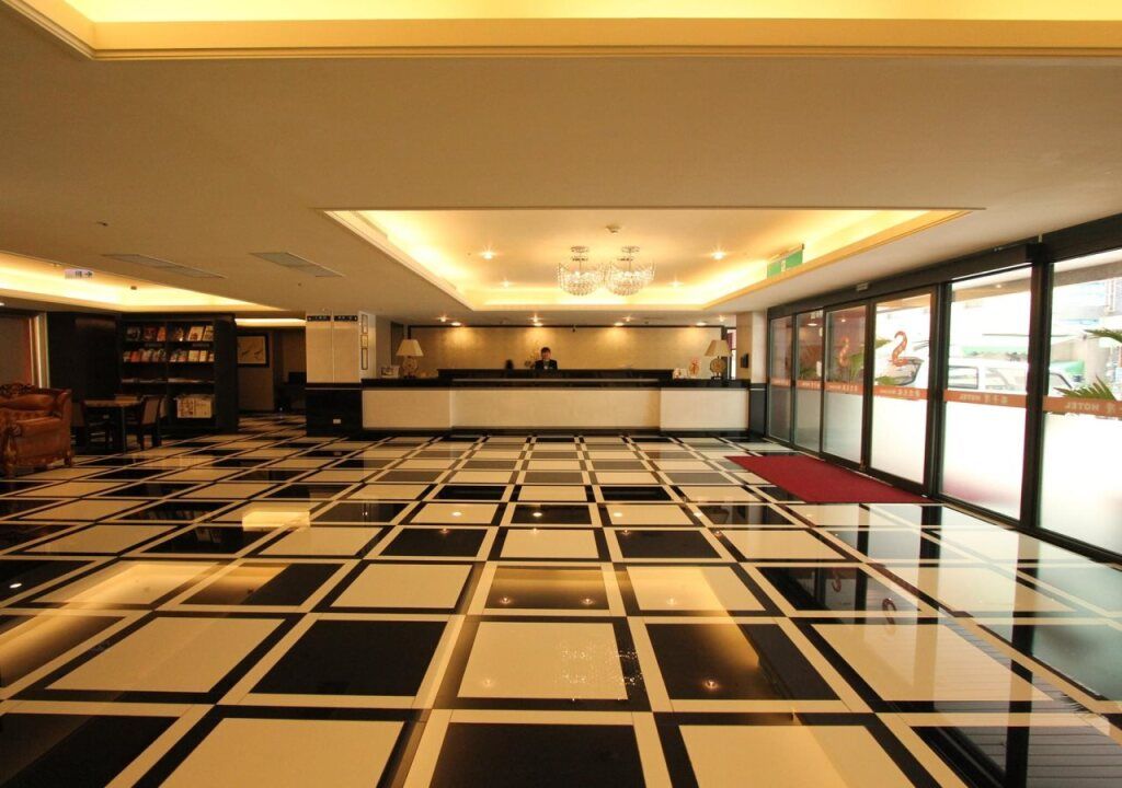 Shihzuwan Hotel - Kaohsiung Station