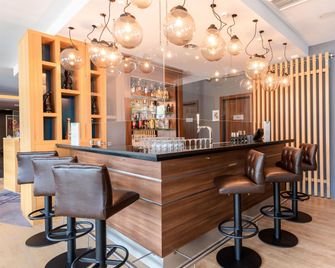 Premier Inn Stuttgart Airport - Leinfelden-Echterdingen - Bar