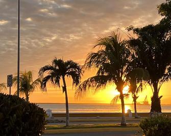 Hotel Victoria - Ciudad del Carmen