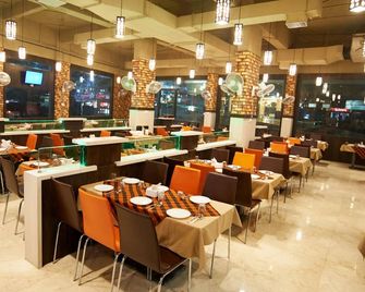 Hotel Golden View - Shirdi - Restaurante