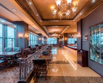 ذا جراند هيل هوتل - أولانباتار - ردهة