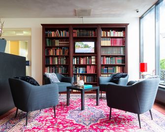 Bastion Hotel Leiden Oegstgeest - Oegstgeest - Lounge