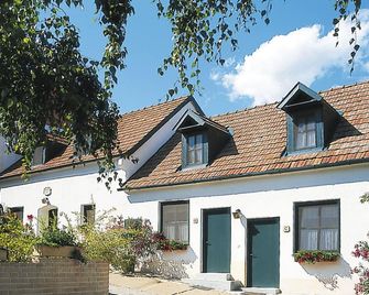 Holiday Home Hofgasse-2 by Interhome - Mörbisch am See - Building