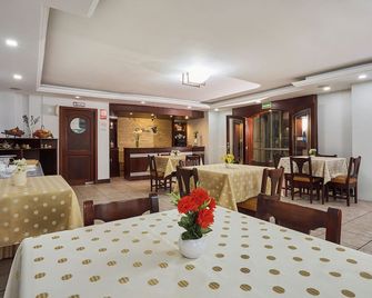 Hotel Podocarpus - Loja - Restaurant
