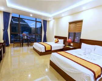 Aroma Cat Ba sea view hotel - Cat Ba - Bedroom