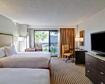 希爾頓逸林酒店 - 普萊森頓俱樂部 - 普列森頓 - 普萊森頓（加州） - 臥室