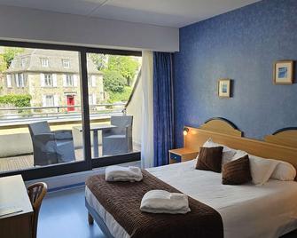 Brit Hotel Du Ban - Chaudes-Aigues - Bedroom