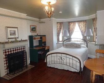 A Tanners Home Inn Bed and Breakfast - סנט ג'ון - חדר שינה