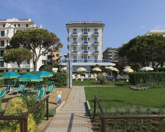 Hotel Croce Di Malta - Jesolo - Bygning