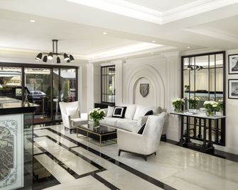 Paris Hotel Yerevan - Erevan - Hall d’entrée