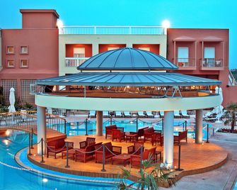 Ambassador Hotel Thessaloniki - Thessaloniki - Uima-allas