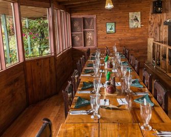 Paraíso Quetzal Lodge - Tres de Junio - Restaurant