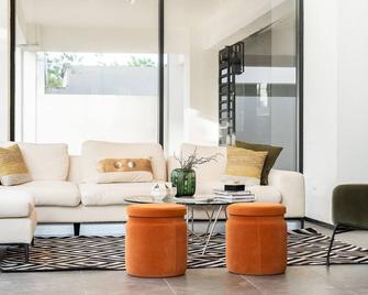 2br Poolbalconywifi| Yellowkey - Santo Domingo