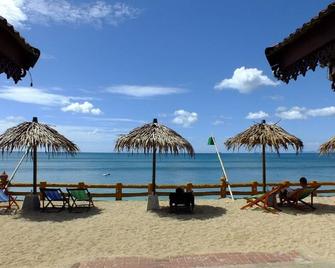 Blue Andaman Lanta Resort - Ko Lanta - Bãi biển