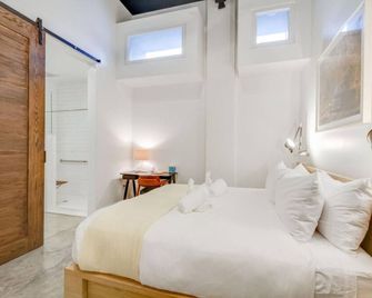 Center Gulch - Walk to Downtown - Private Parking - Nashville