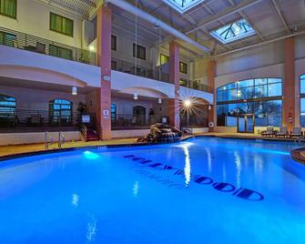 Hollywood Casino Tunica - Tunica Resorts - Bể bơi