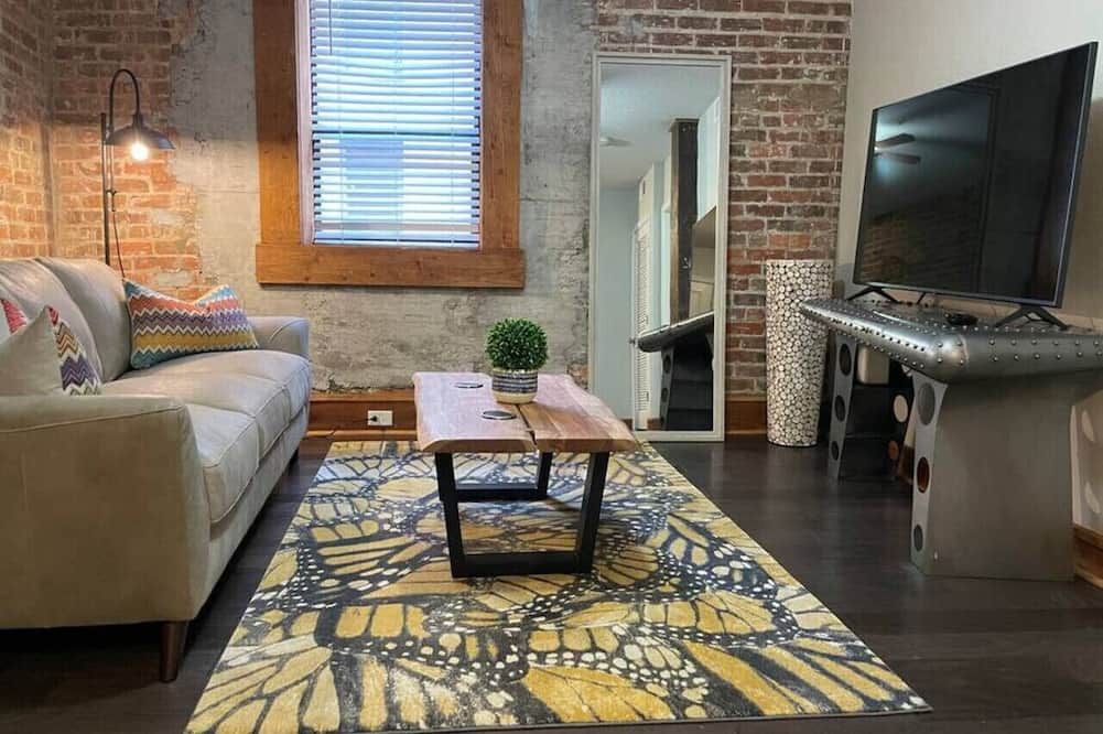 Five Star Stay - Downtown 1br/1ba - נורפולק - סלון