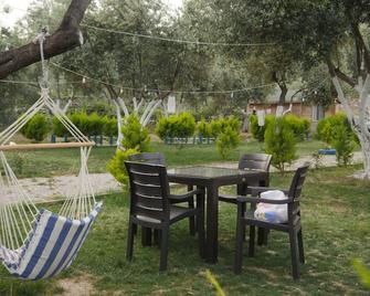 Concept Bungalow - Sazli - Patio
