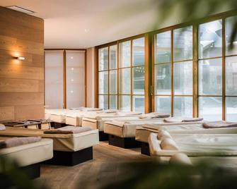Post Alpina - Family Mountain Chalets - San Candido - Restaurante