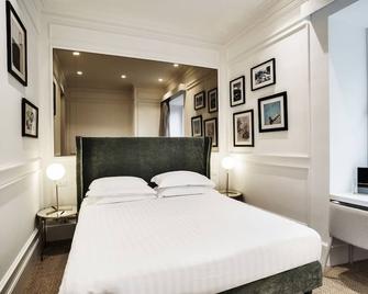The Shire Hotel - Rome - Bedroom