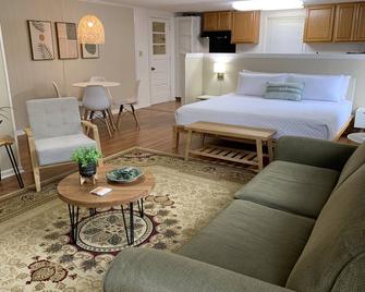 Stylish Studio near Hernando Town Square! Great Location! - Hernando