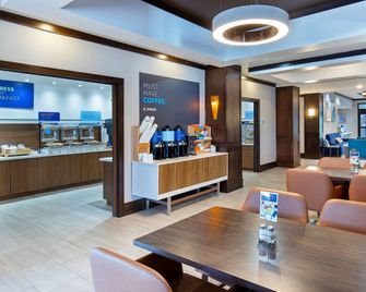 Holiday Inn Express & Suites Ooltewah Springs-Chattanooga By IHG - Ooltewah - Restaurant
