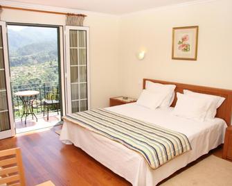 Refúgio das Camélias - Santana