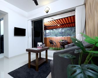 Signature Suites - Gagal Home - Mumbai - Lobby