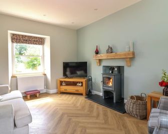 Ashlea - Lauder - Living room