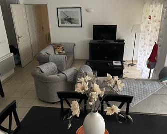 Superbe appartement en hyper centre, proche plage - Arcachon - Olohuone